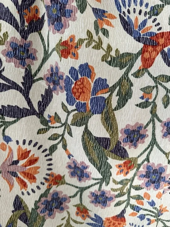 🌸 Reitmans Floral Blouse – Size XL – Lightweight & Airy V-Neck Top - Picture 8 of 9